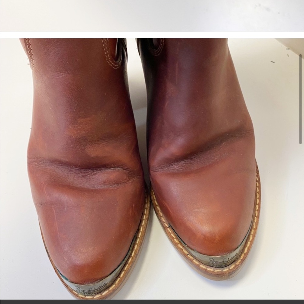 Zodiac Tall Cognac Leather Boots Brass Tip Toe 7.5 EUC - Picture 3 of 5